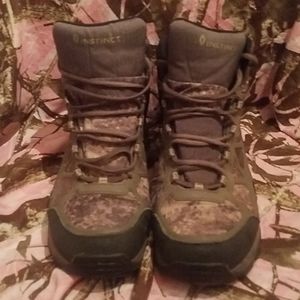 CABELAS INSTINCT  BOOTS